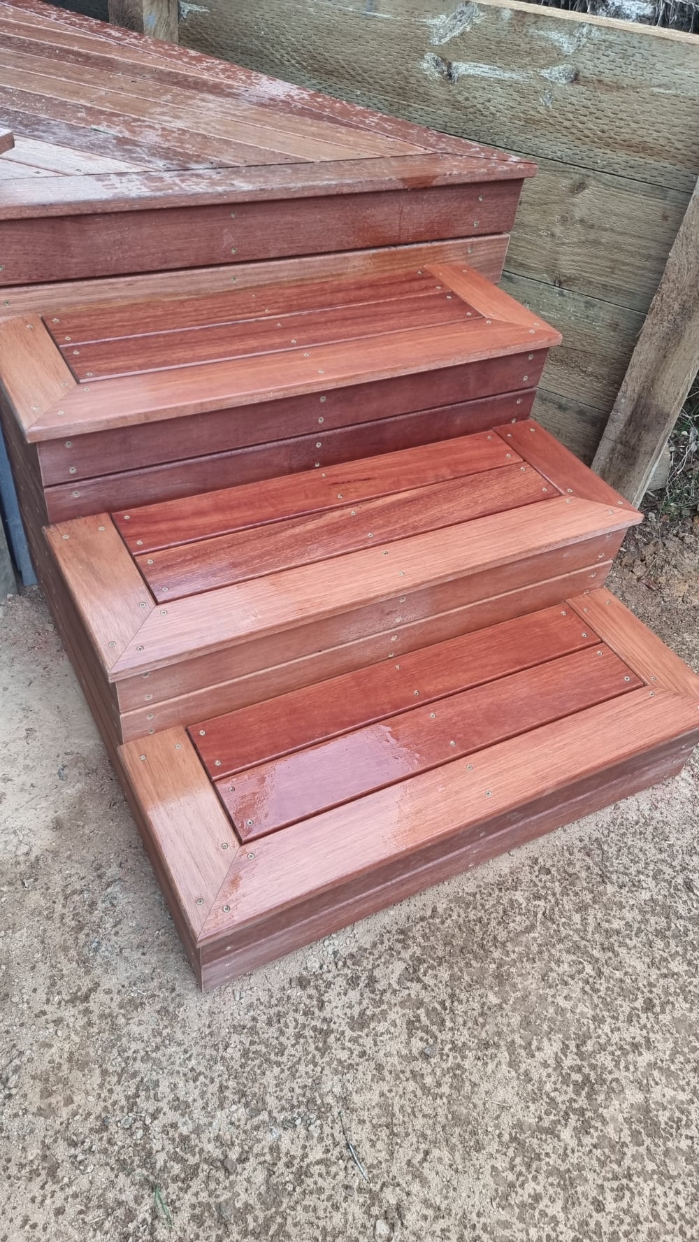 Custom decking stairs canberra